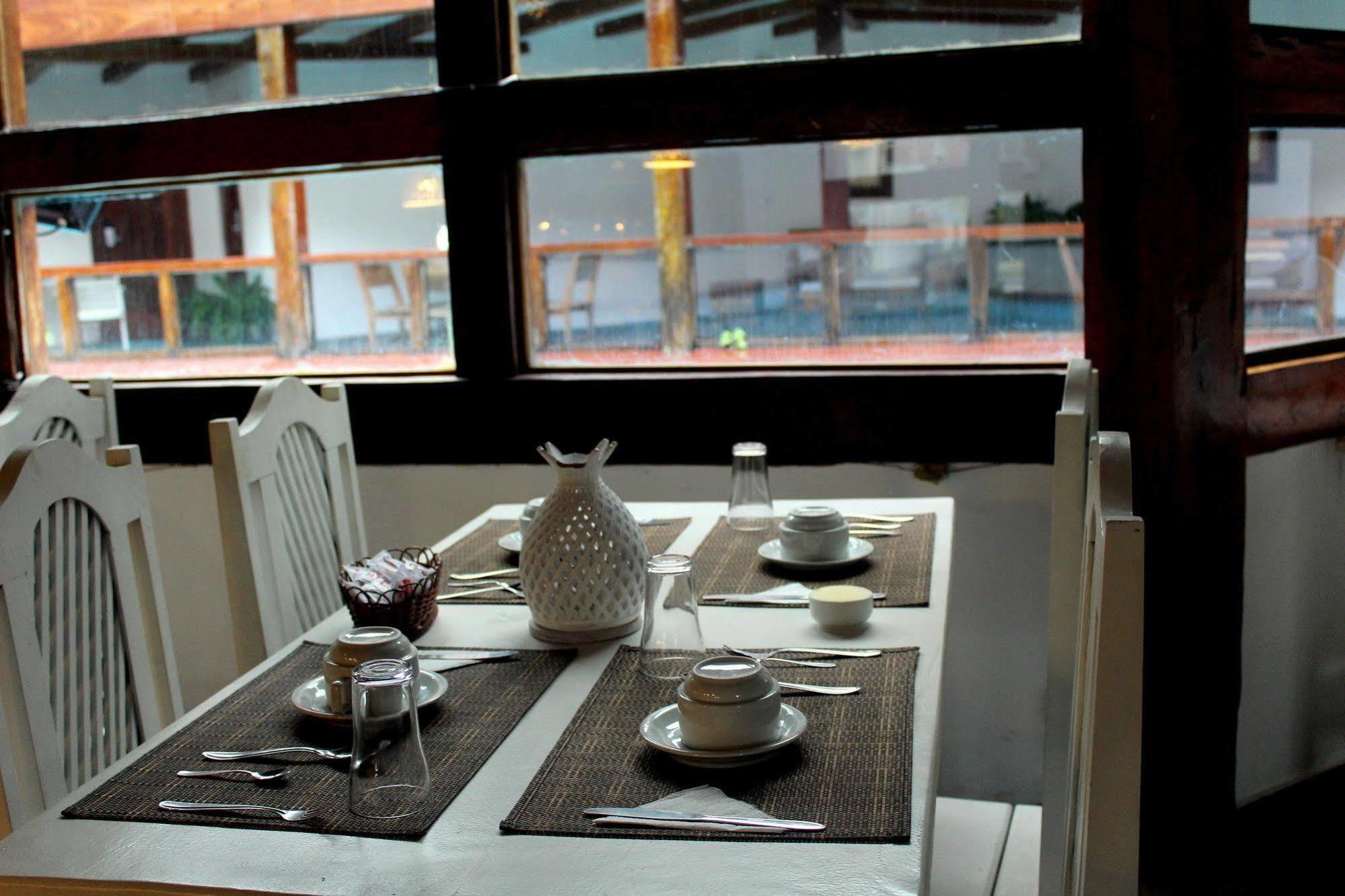 Novo Hotel Galeão 3*